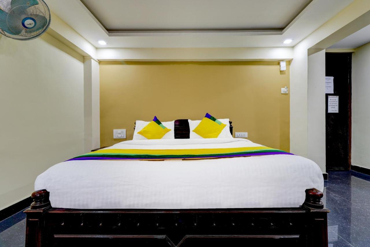Itsy By Treebo - Hill View Hotel Madikeri Exterior photo